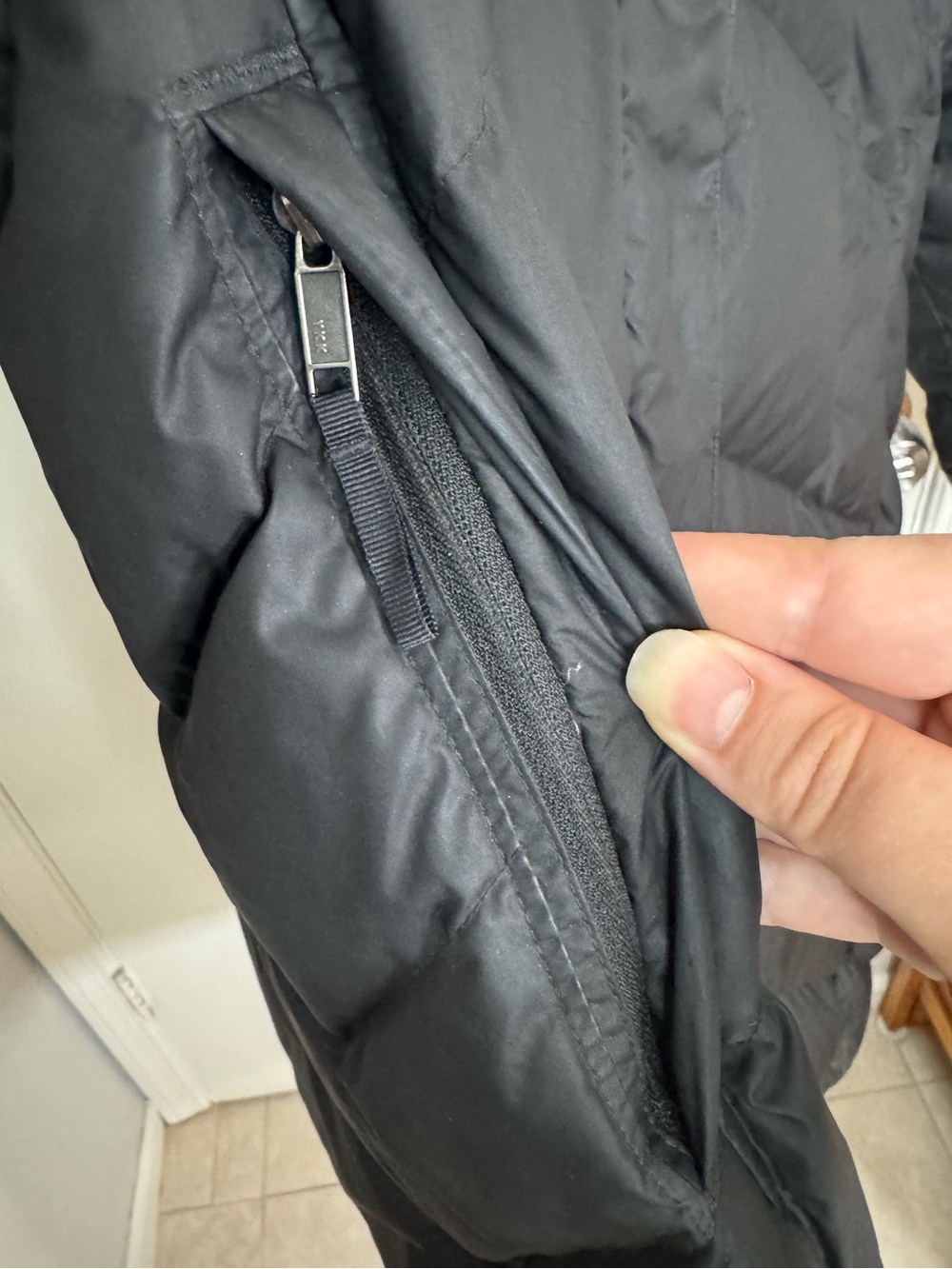 Patagonia Down With It Parka Black Women’s Size XL Gorpcore Outdoor Snow Winter - Picture 8 of 11